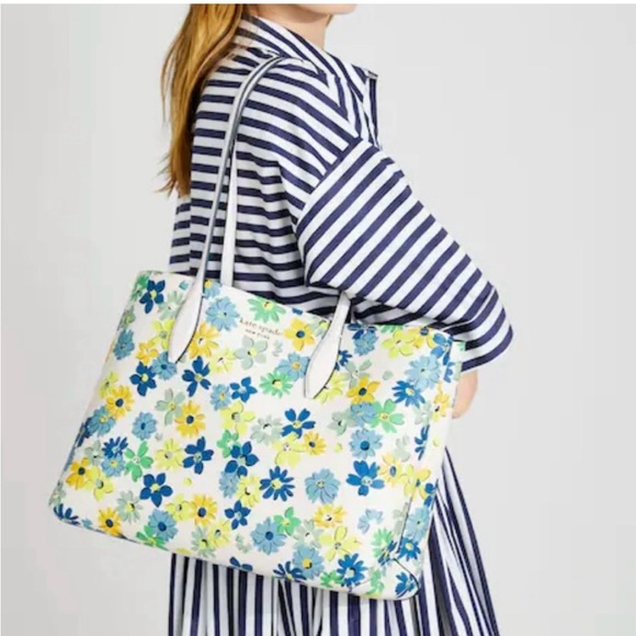kate spade Handbags - Kate Spade All Day Floral Medley Large Tote with pink dust bag